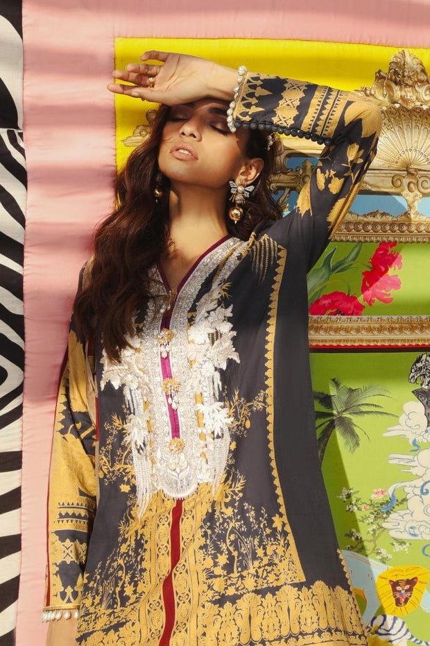 Eid Shalwar Kameez by Sana Safinaz Close Up