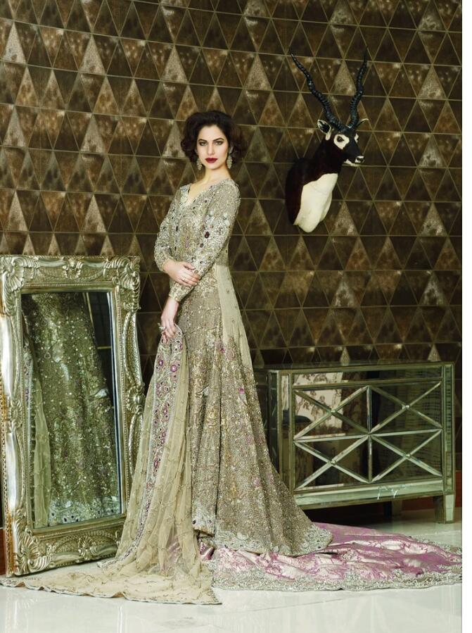 Elegant Bridal Maxi Lehnga for Wedding 