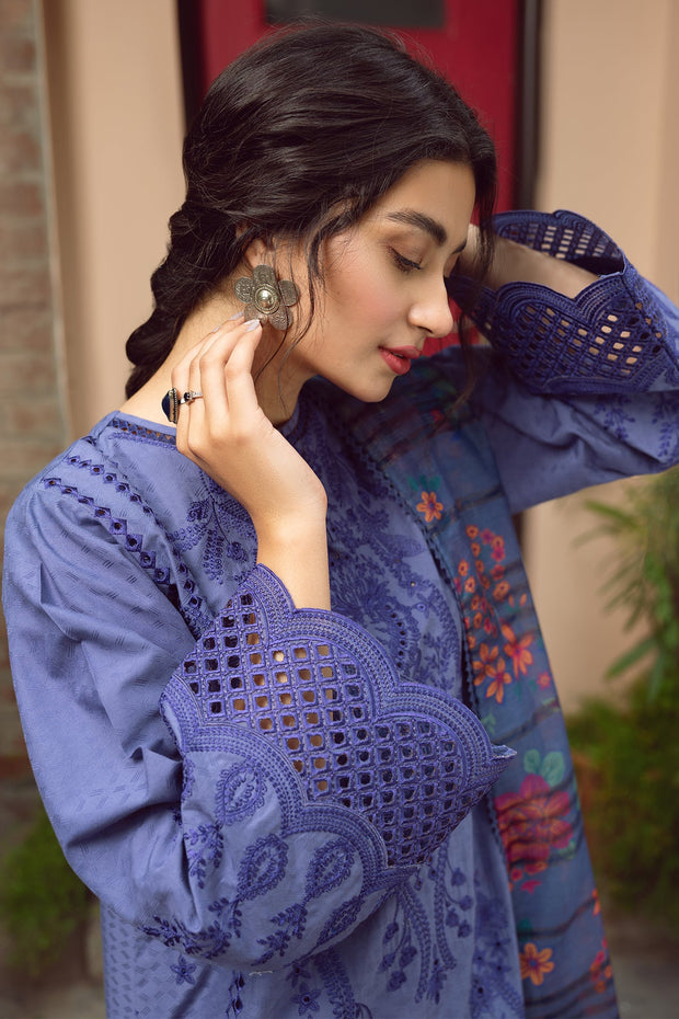 Elegant Embroidered Kameez Trouser Pakistani Lawn Dress for Eid