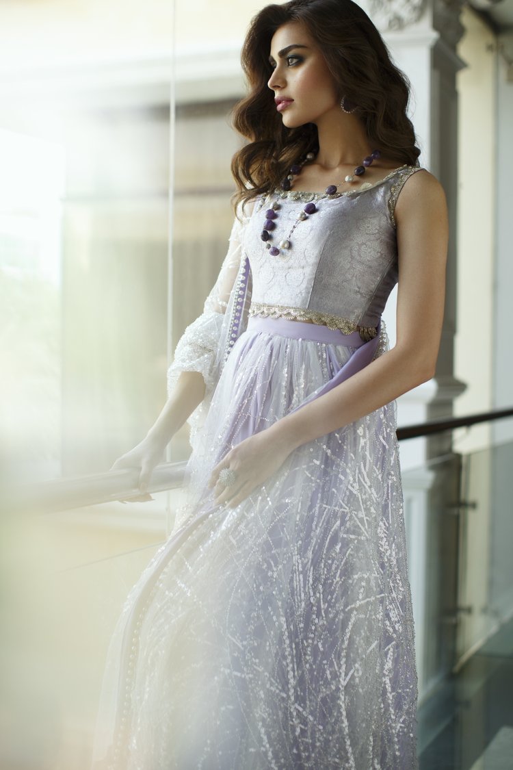 Elegant Pakistani Bridal Lehenga Choli Dress for Walima