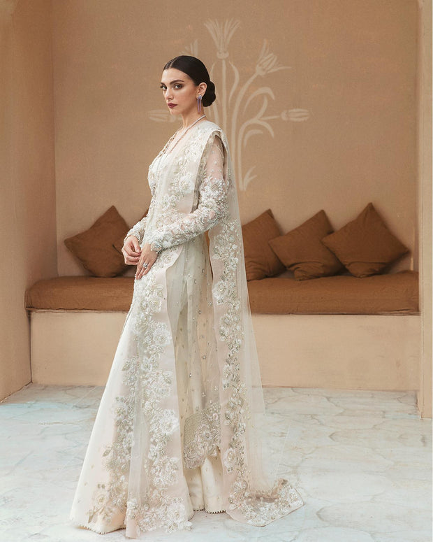 Elegant Pakistani Wedding Dress in Sharara Kameez Style Online