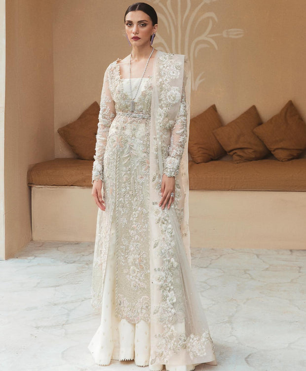 Elegant Pakistani Wedding Dress in Sharara Kameez Style