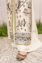 Elegant Pakistani White Dress in Sharara Kameez Design