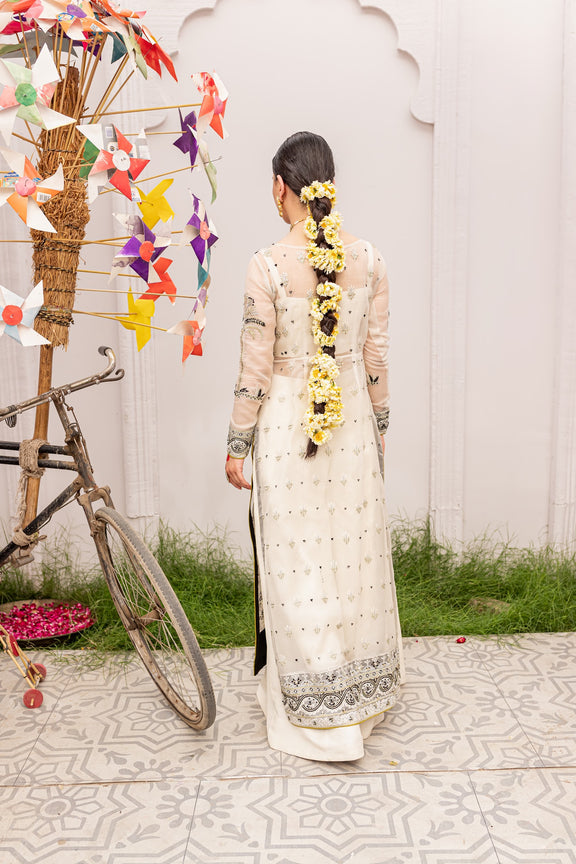 Elegant Pakistani White Dress in Sharara Kameez Style Online