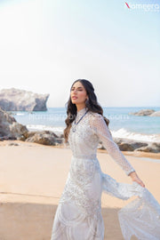 Elegant Pakistani White Party Dress for Ladies #PR259