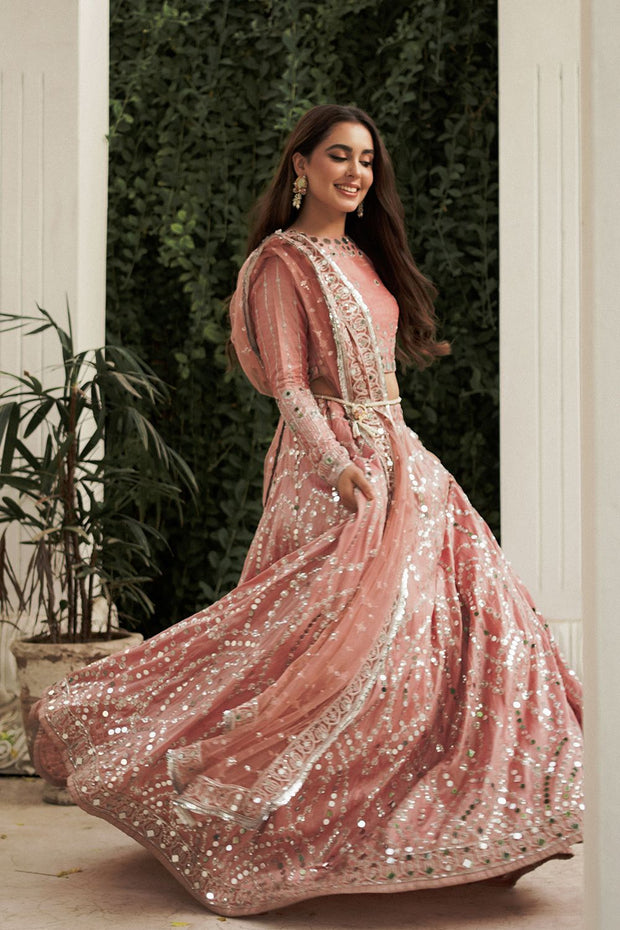 Elegant Tea Pink Lehenga Choli and Dupatta Dress for Bride