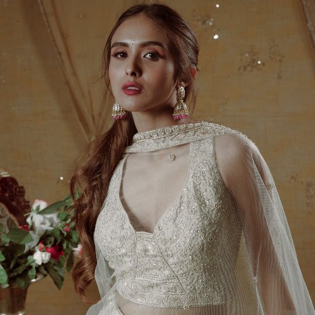 Elegant White Lehenga Choli Dupatta Dress for Bride