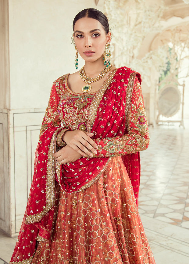 Elegant Pakistani Bridal Lehnga Dress for Wedding Close Up