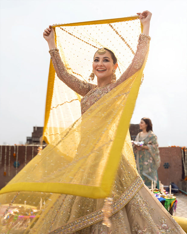 Embellished Chiffon Choli with Tissue Lehenga and Net Dupatta Pakistani Bridal Dress Online