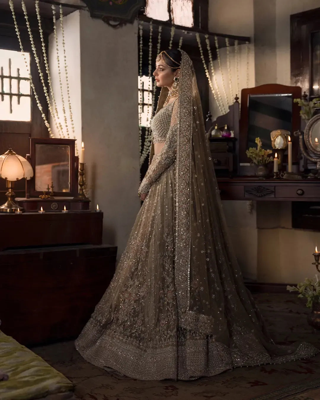 Exquisite Pakistani Bridal Lehenga Choli Set for Dreamy Weddings