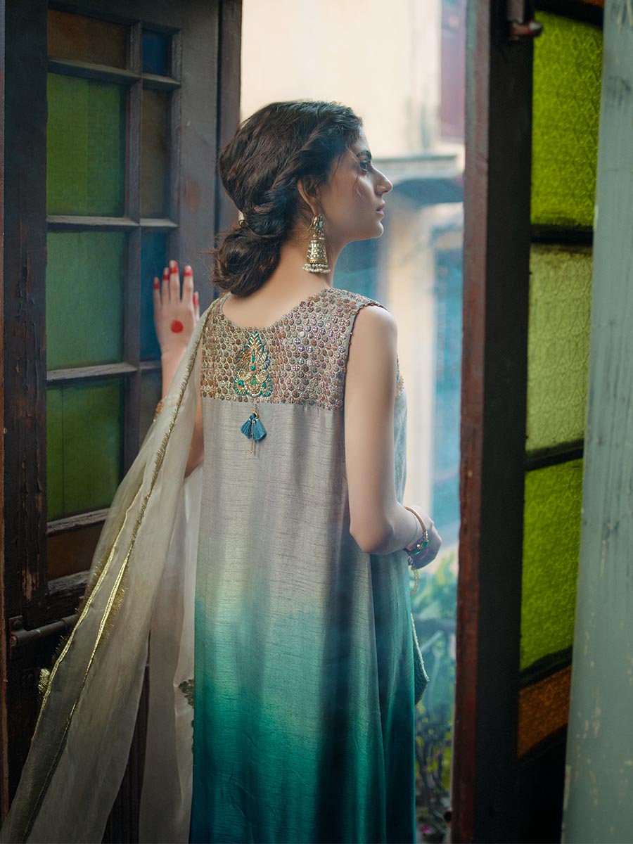 Embellished Pakistani Party Wear Organza Frock for Ladies 2022