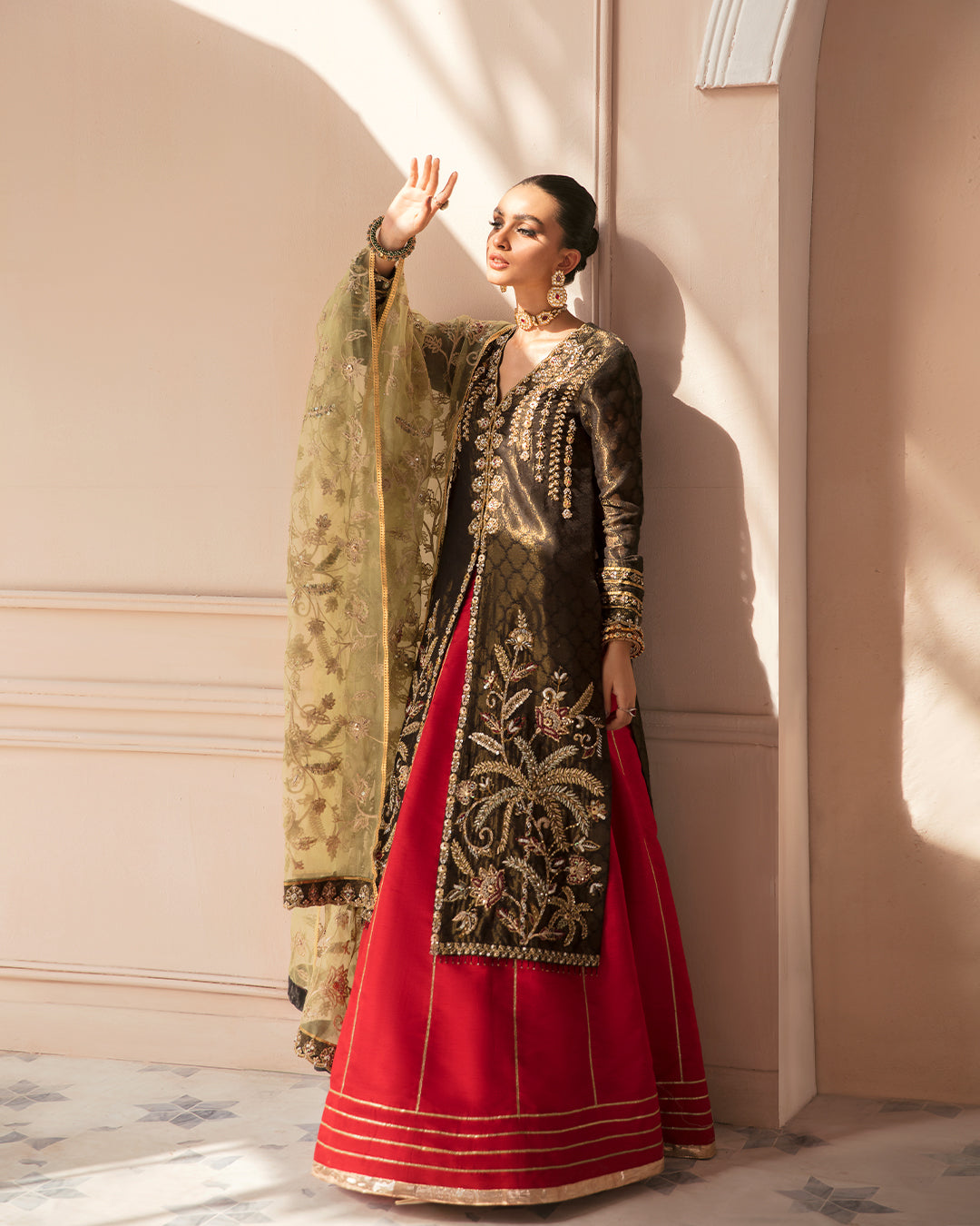 Embroidered Black Kameez and Red Lehenga Dupatta Dress Online