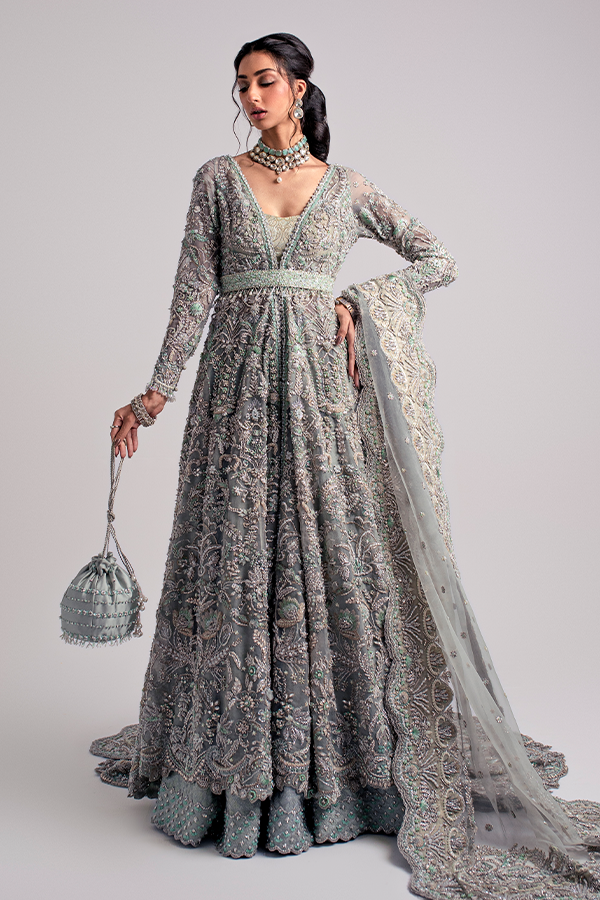 Stunning Embroidered Pakistani Bridal Lehenga for Weddings