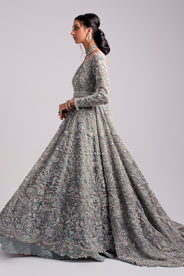 Stunning Embroidered Pakistani Bridal Lehenga for Weddings