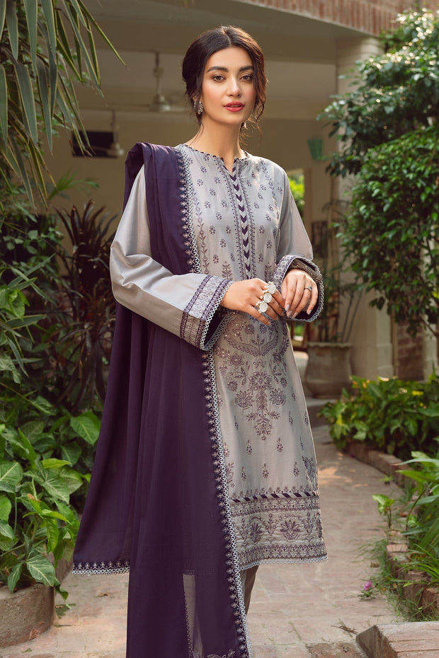 Embroidered Lawn Dress in Kameez Trouser Dupatta Style Online