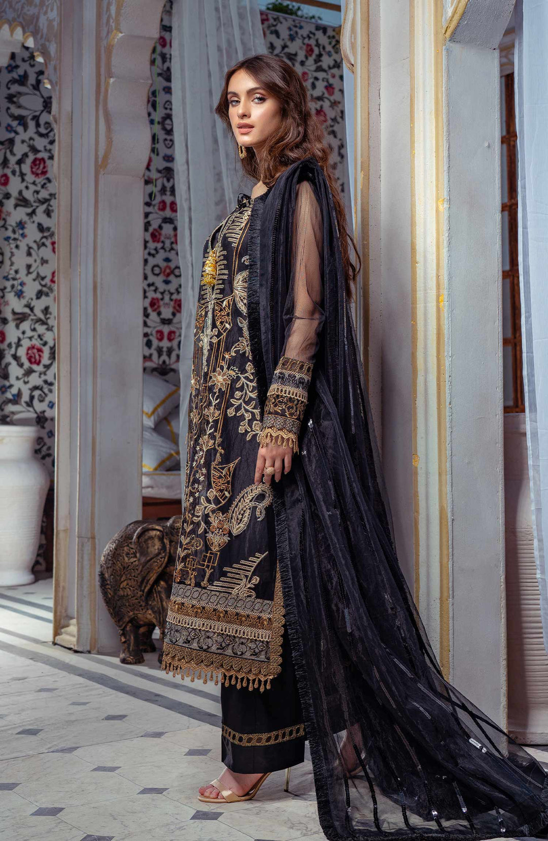 Embroidered Net Kameez Dupatta in Black Color