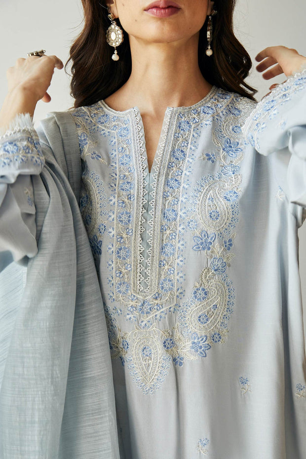 Embroidered Pakistani Salwar Kameez Suit with Dupatta Online