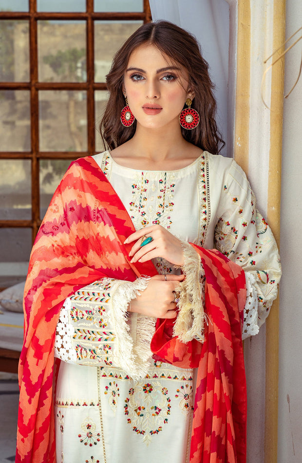 Embroidered White Lawn Salwar Kameez Pakistani Dresses 2022