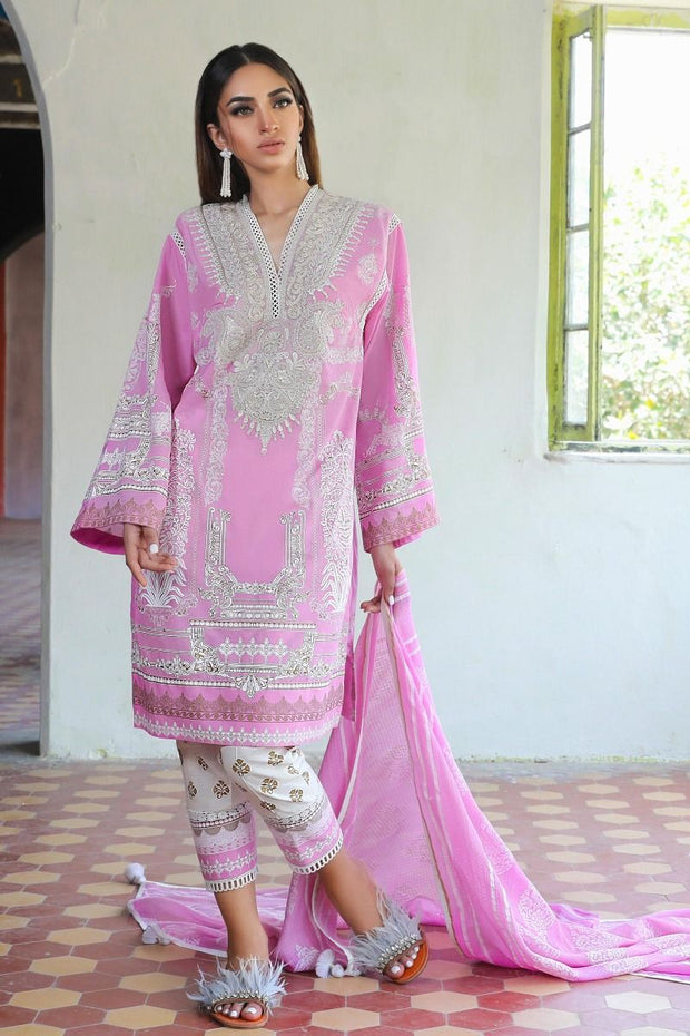Embroidered Pakistani kurta for ladies with trouser