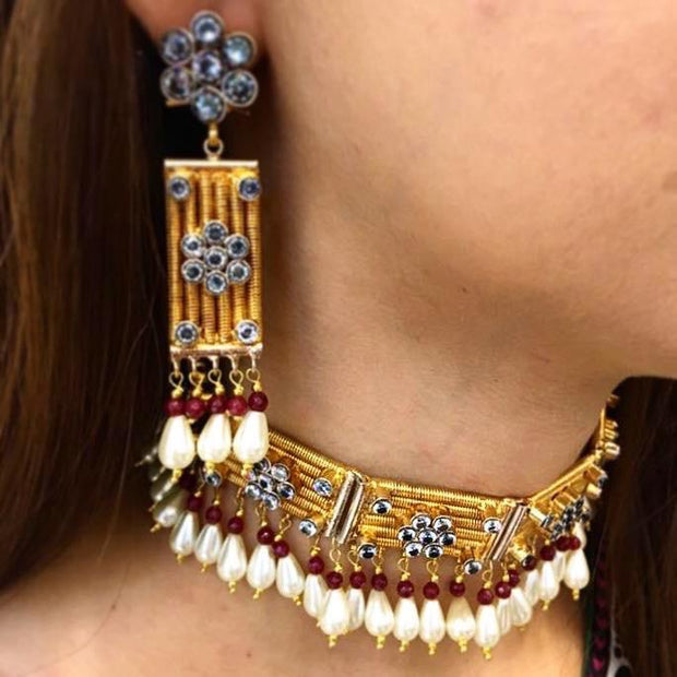 Gold Plated Choker Neckalce with White Pearls