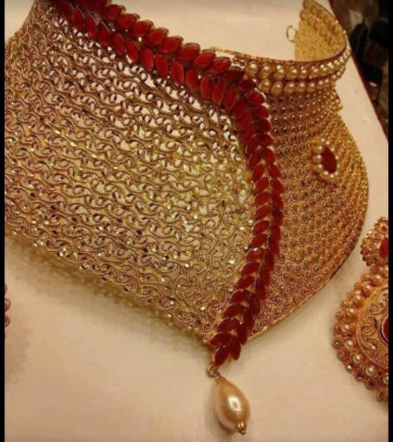 Gold Plated Choker Necklace Set