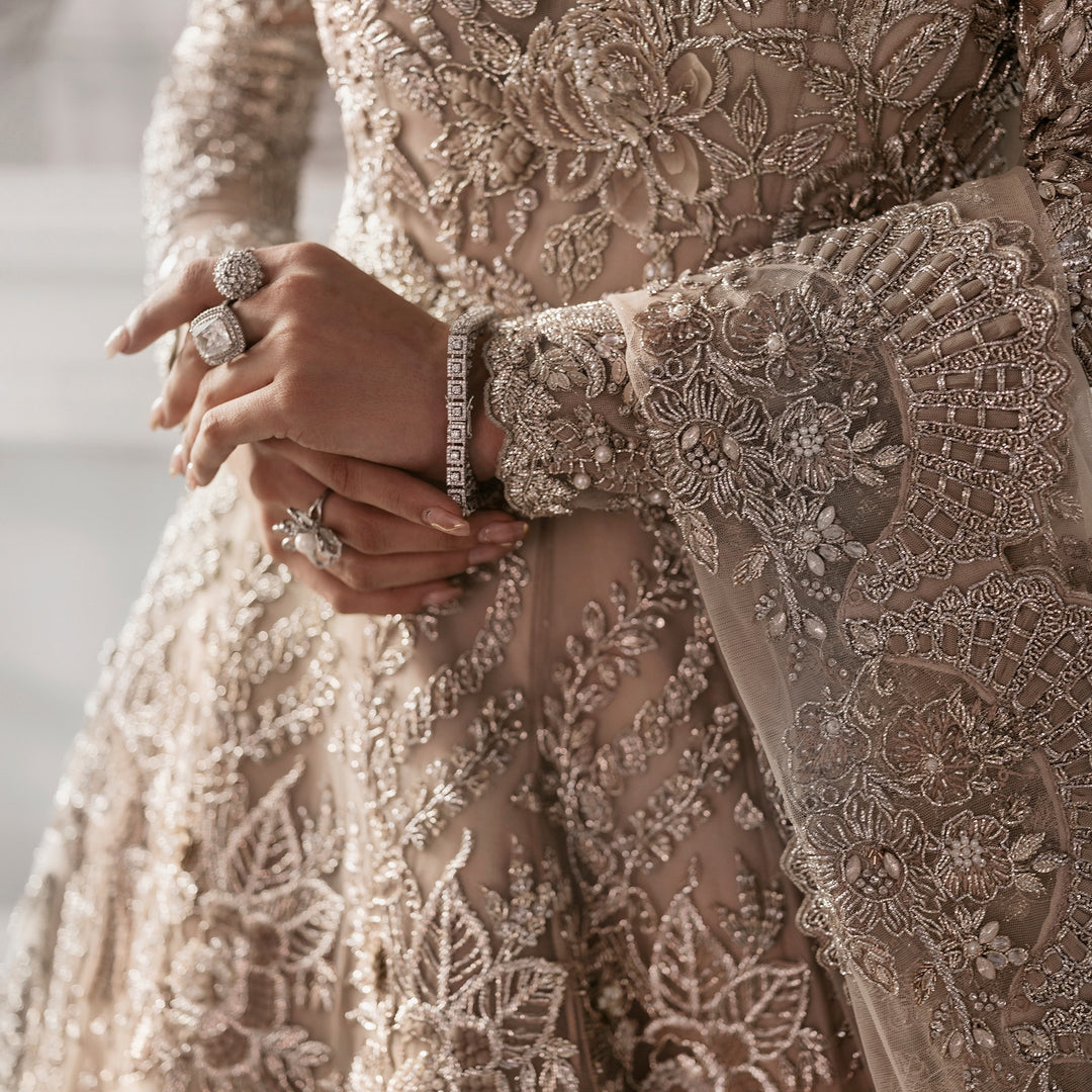 Golden Beige Lehenga Frock for Pakistani Wedding Dresses LARGE Golden Beige Lehenga Frock for Pakistani Wedding Dresses LARGE