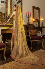 Golden Sharara Shirt for Pakistani Wedding Dresses 2023