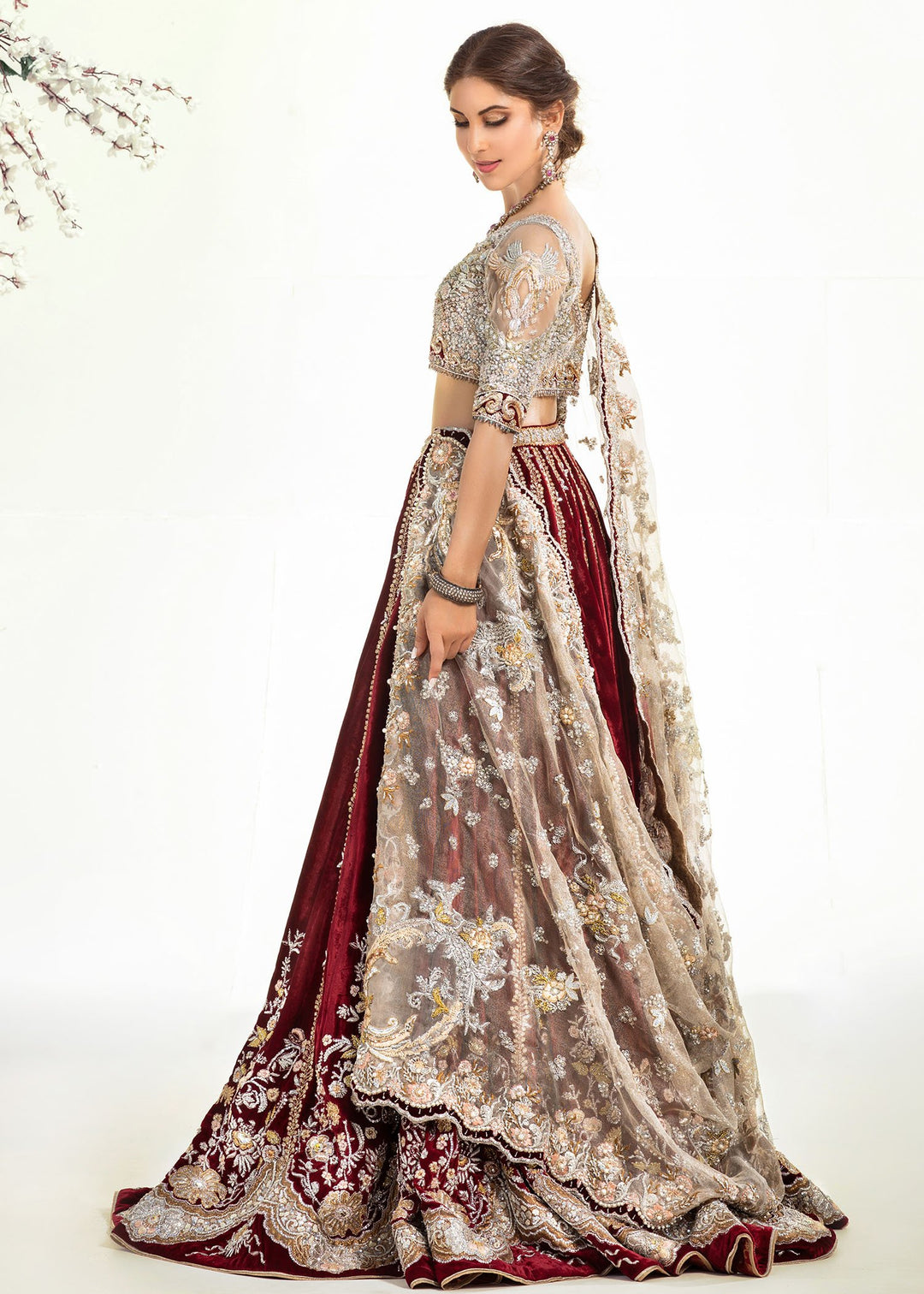 Heavy Lehnga Wear for Bridal in Ivory Color Side Pose