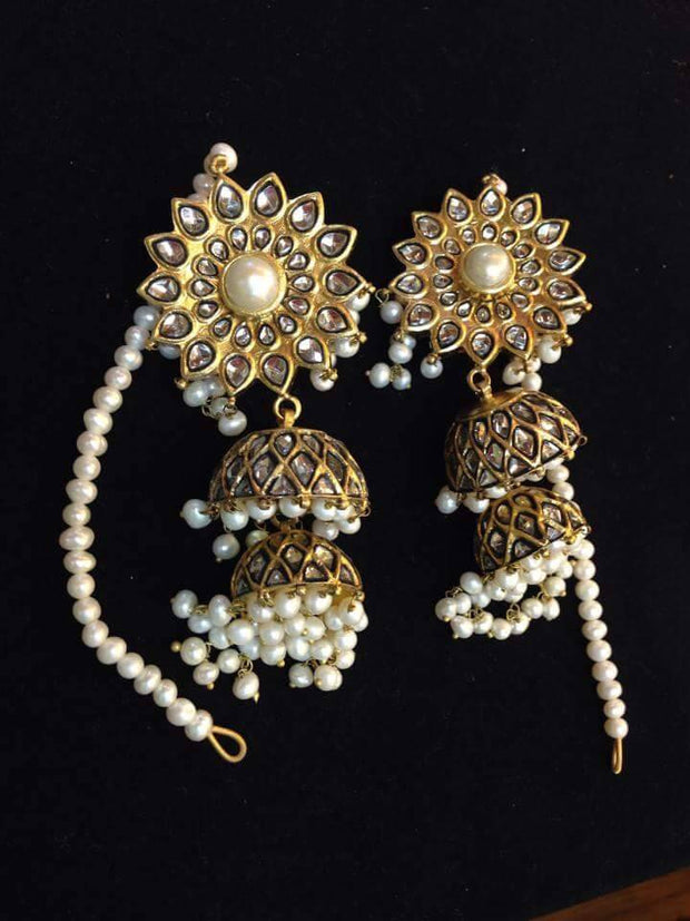 Kundan jhumka in white and gold Model#Kundan 22