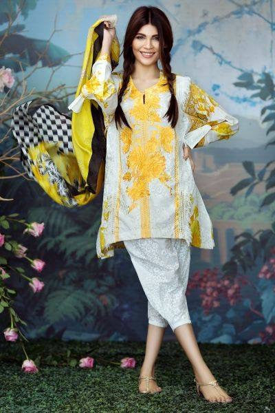 Lawn dress by sana safeenaz Model#L 52