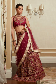 Indian Bridal Dress in Lehenga Choli Dupatta Style Online