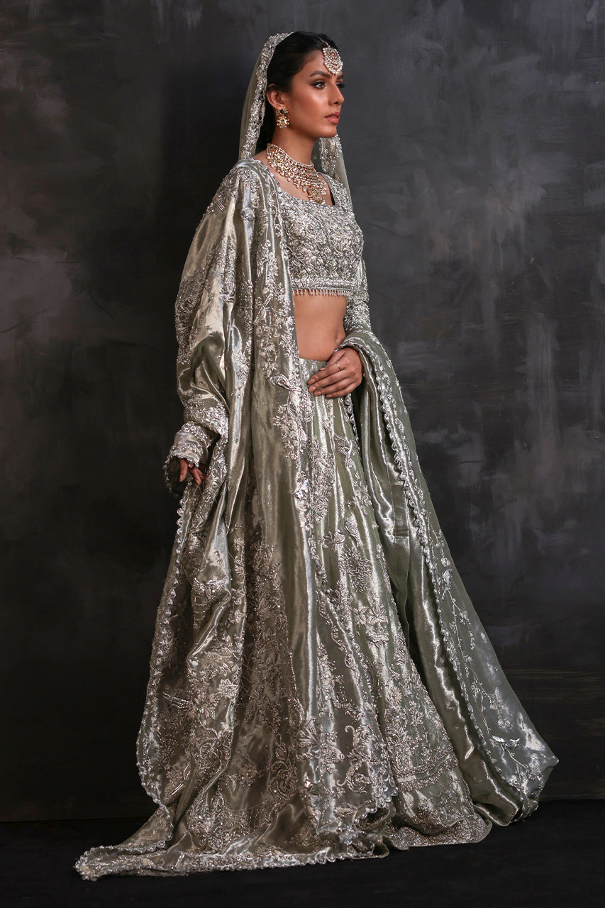 Stunning Pakistani Bridal Lehenga for Your Special Day