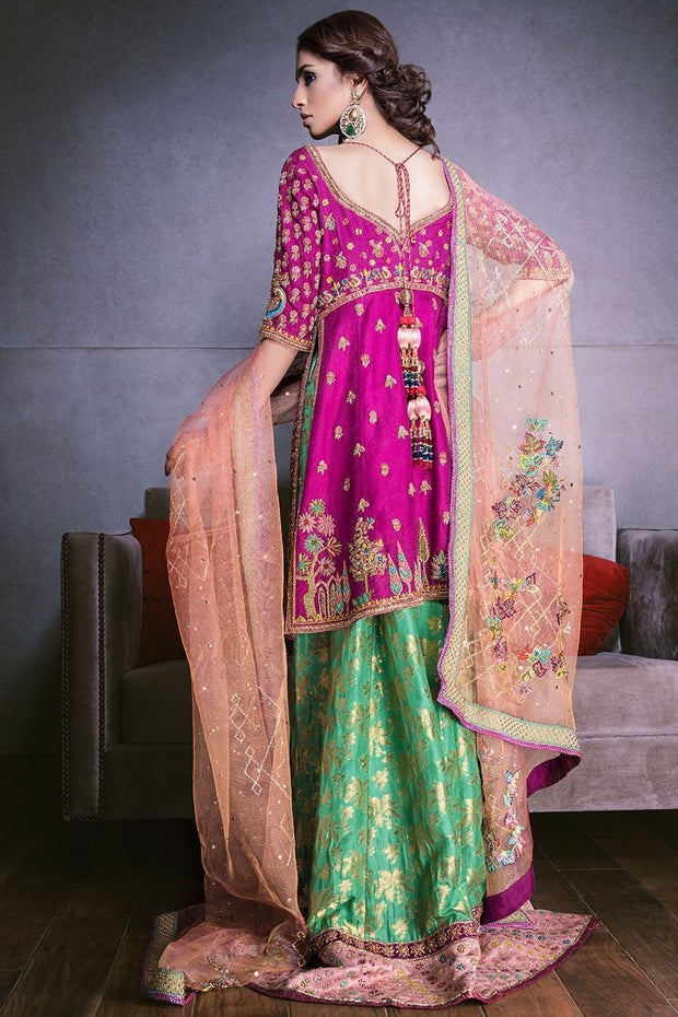 Indian mehndi lehnga dress in pink and green color MEDIUM Indian mehndi lehnga dress in pink and green color MEDIUM