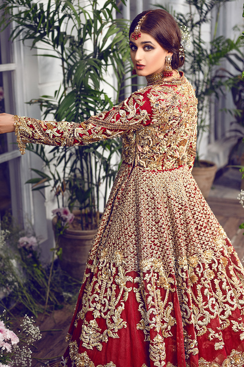 Indian designer wedding dresses with gold tilla work Nameera by Farooq Indian designer wedding dresses with gold tilla work Nameera by Farooq