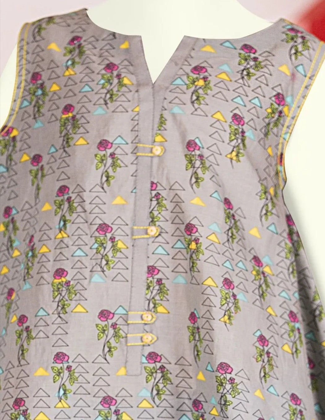 Do this Pakistani kurti online shopping from us in USA Nameera by Farooq