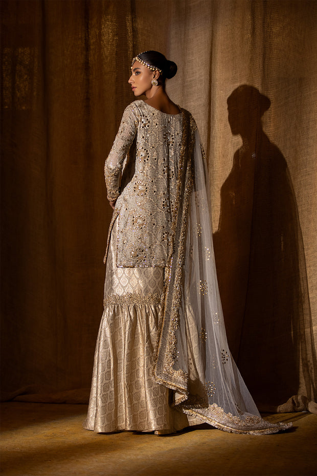 Kameez Sharara Dupatta White Pakistani Bridal Dress Online