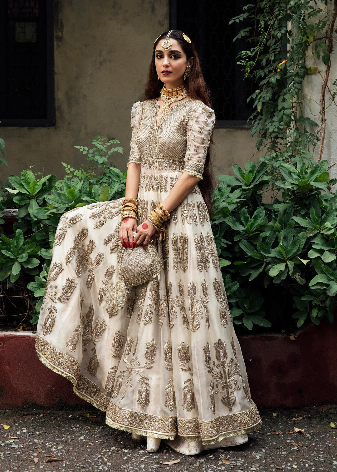 Elegant Pakistani Bridal Lehenga with Organza Pishwas Design