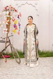 Latest Elegant Pakistani White Dress in Sharara Kameez Style