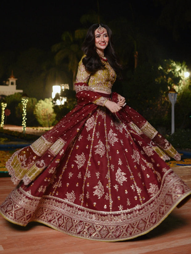 Latest Embroidered Bridal Lehenga Choli and Dupatta Dress