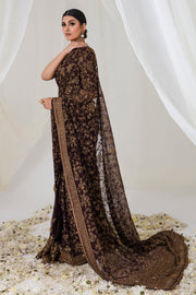 Latest Embroidered Pakistani Wedding Dress in Saree Style