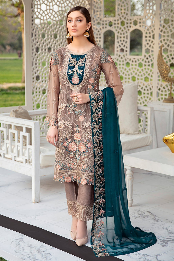beige color dress pakistani Beige Bridal Lehenga Maxi for Pakistani Wedding Dresses