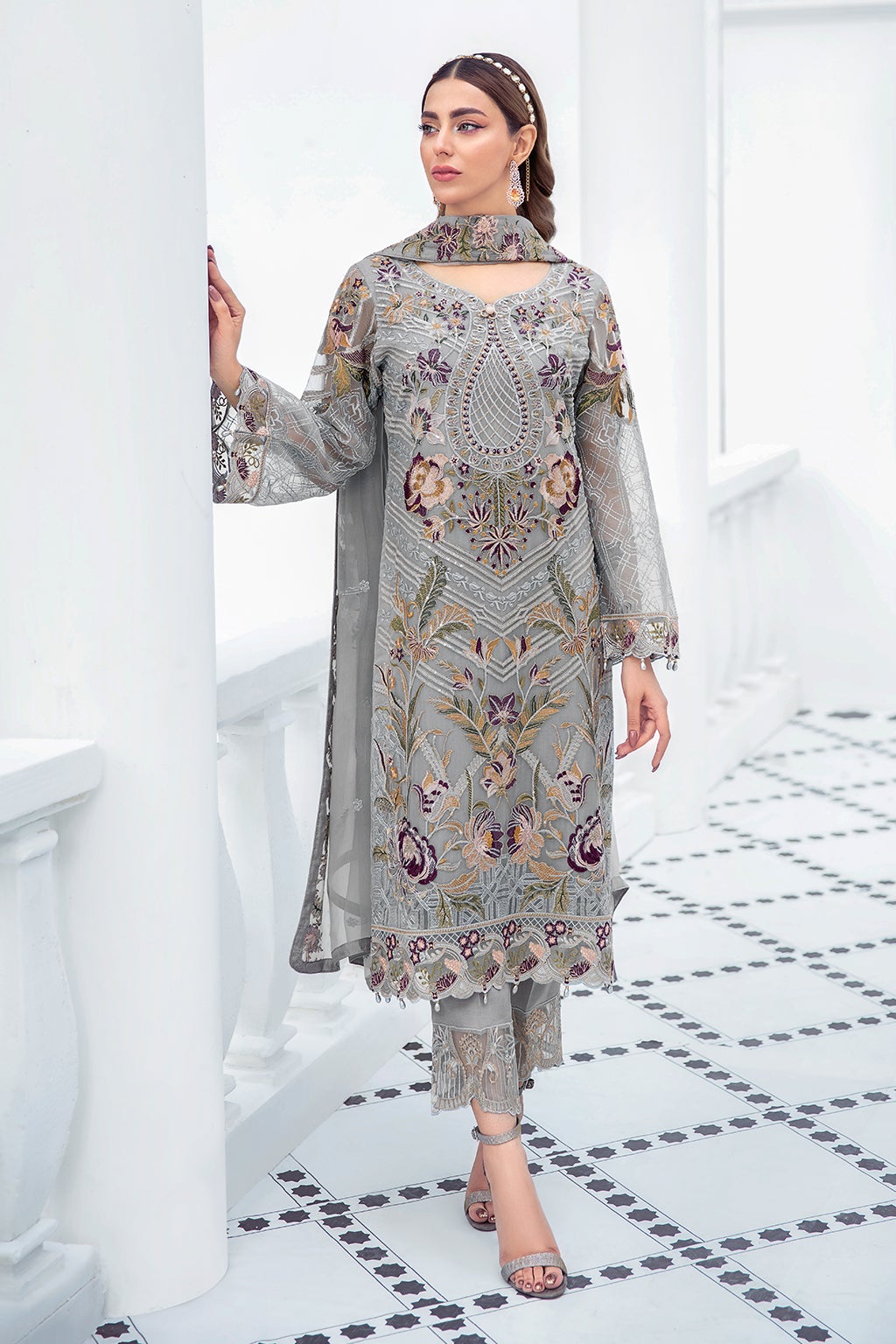 Latest Fancy Salwar Kameez in Light Grey Shade Online