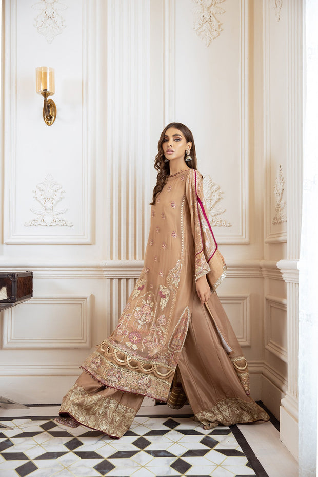 Latest Formal Dress Pakistani in Beige Shade Online 2022 LARGE Latest Formal Dress Pakistani in Beige Shade Online 2022 LARGE