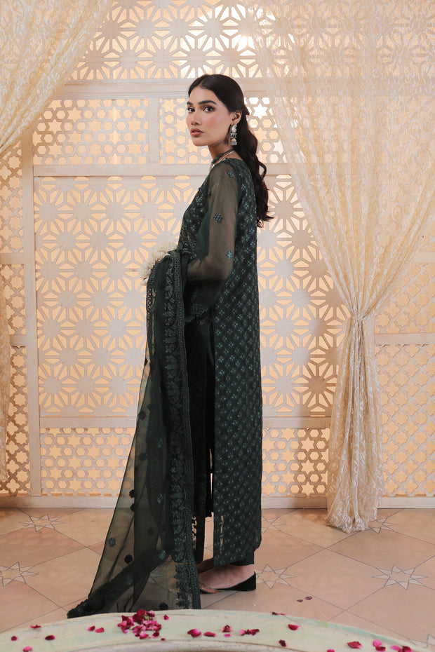 Latest Formal Dress Pakistani in Green Shade Online
