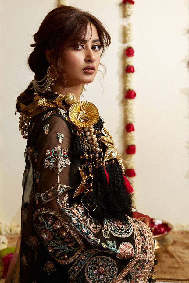 Latest Kameez Trouser Pakistani Black Dress