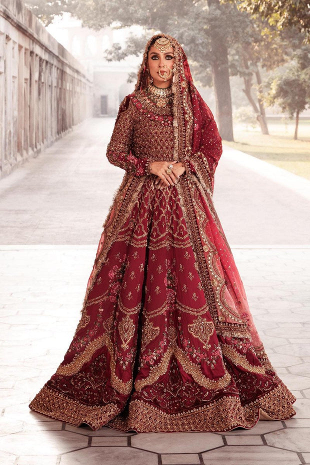 Latest Pakistani Bridal Dress in Traditional Pishwas Style