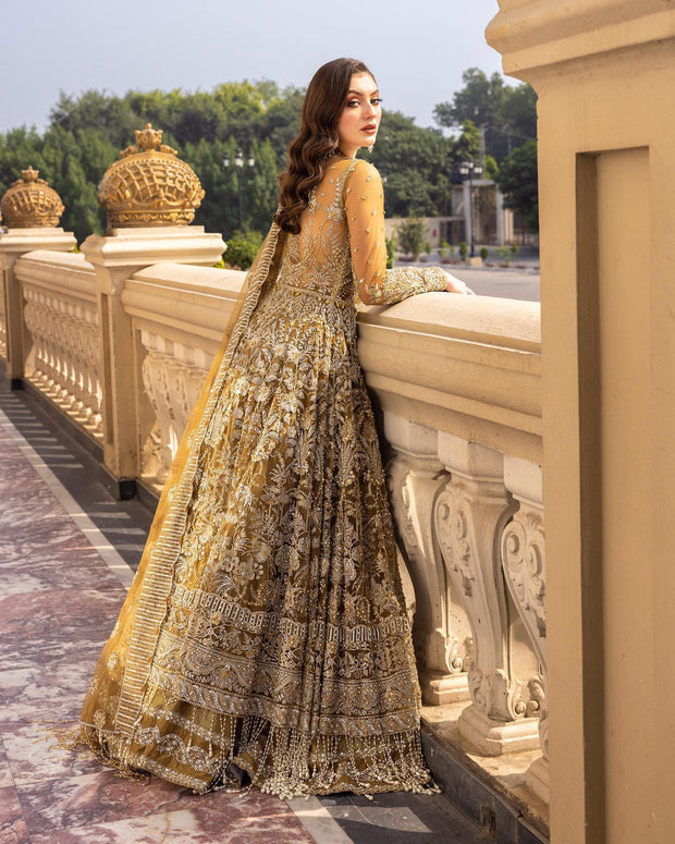 Latest Pakistani Bridal Gown Lehenga and Dupatta Dress in Net