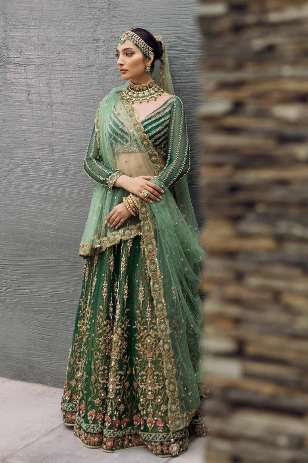 Latest Pakistani Bridal Green Lehenga Choli Dupatta Dress