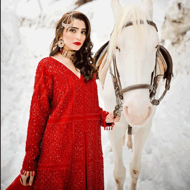 Latest Pakistani Bridal Red Lehenga Kameez Dress for Barat