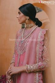 Latest Pakistani Chiffon Dress for Wedding Party Neckline Embroidery